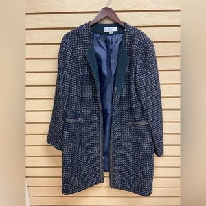 TAHARI RICH LOOKING WOMEN COAT SIZE 16 W